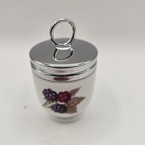 Royal worcester porcelain egg coddlers - Picture 7 of 12